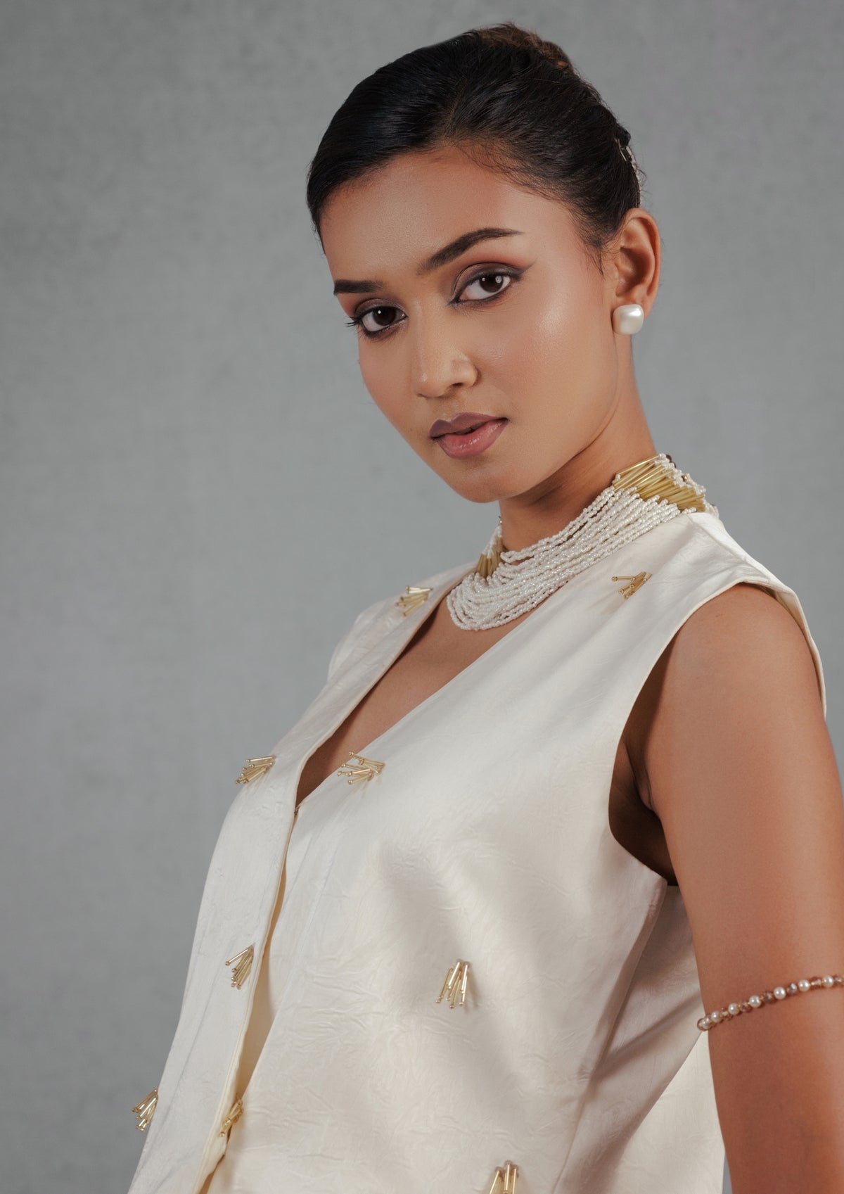 Ivory Gold Chir-Pipe Blazer Set - View 5