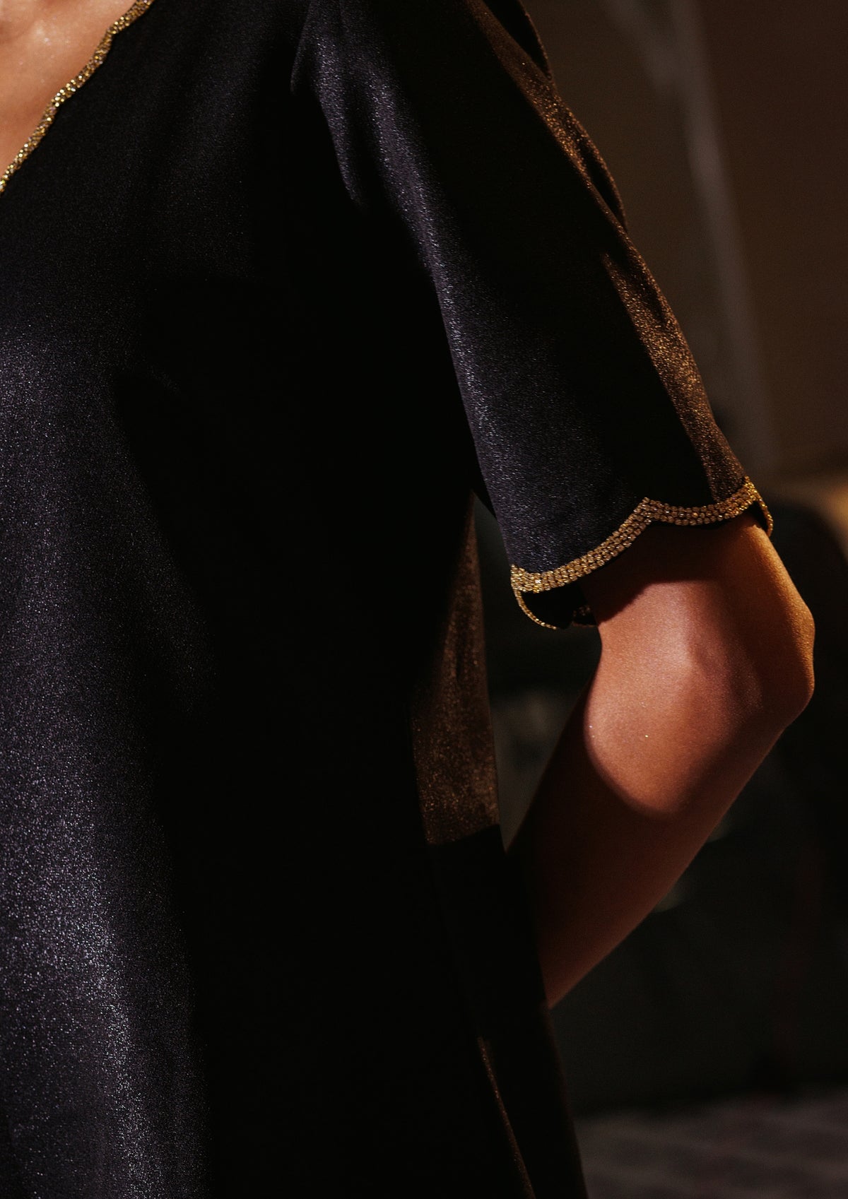 Black Stonework Scallop Dress - View 5