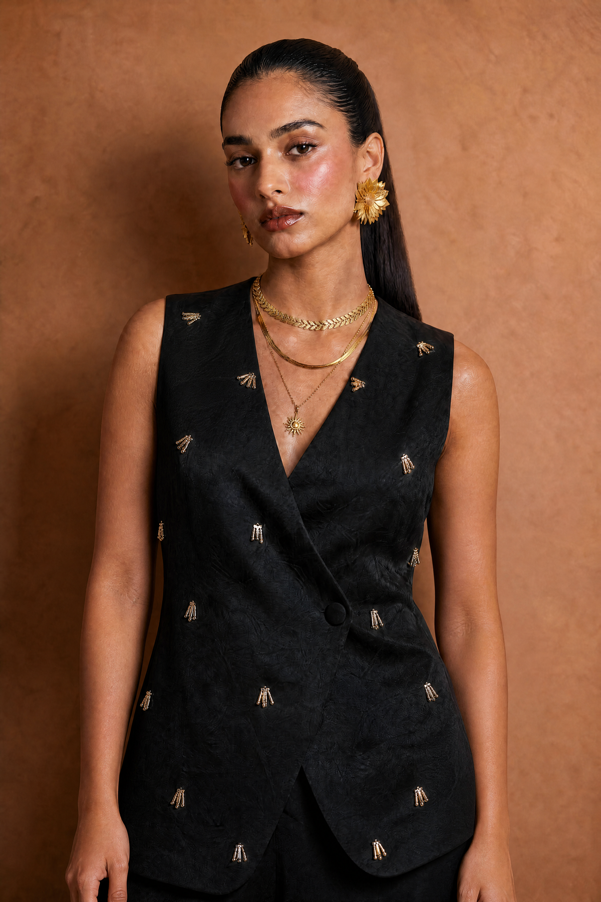 Black Gold Chir-Pipe Blazer Set - View 2