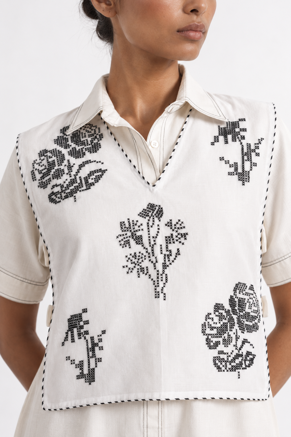 Cross-flower White Bib Dress