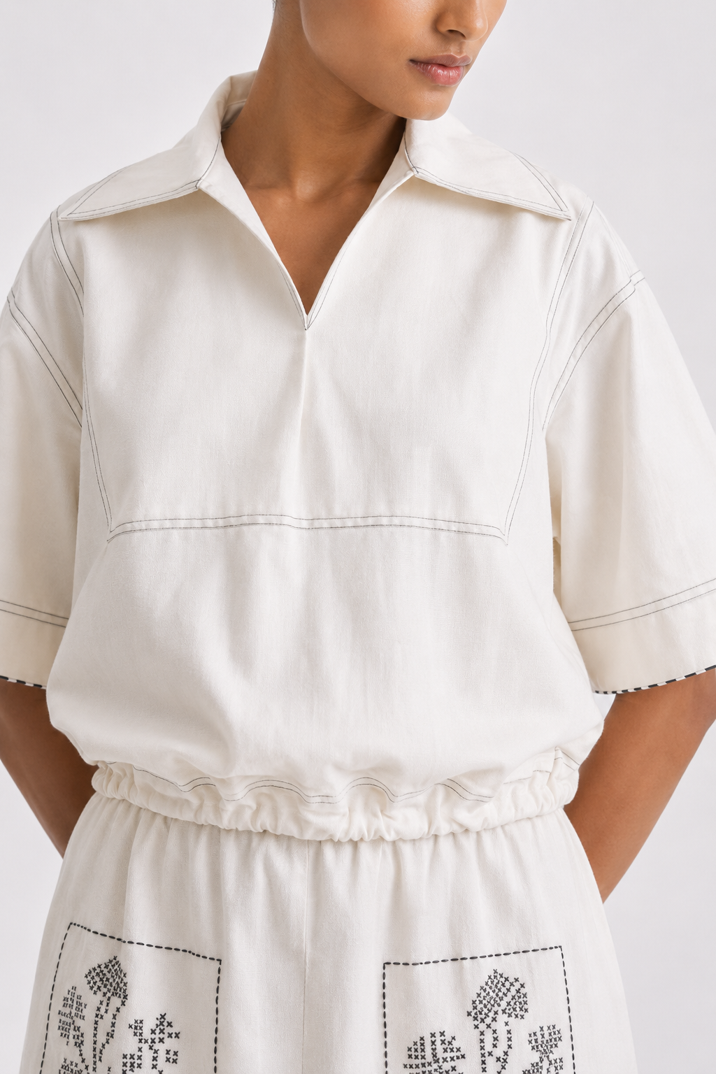 Cross-flower White Skirt Set