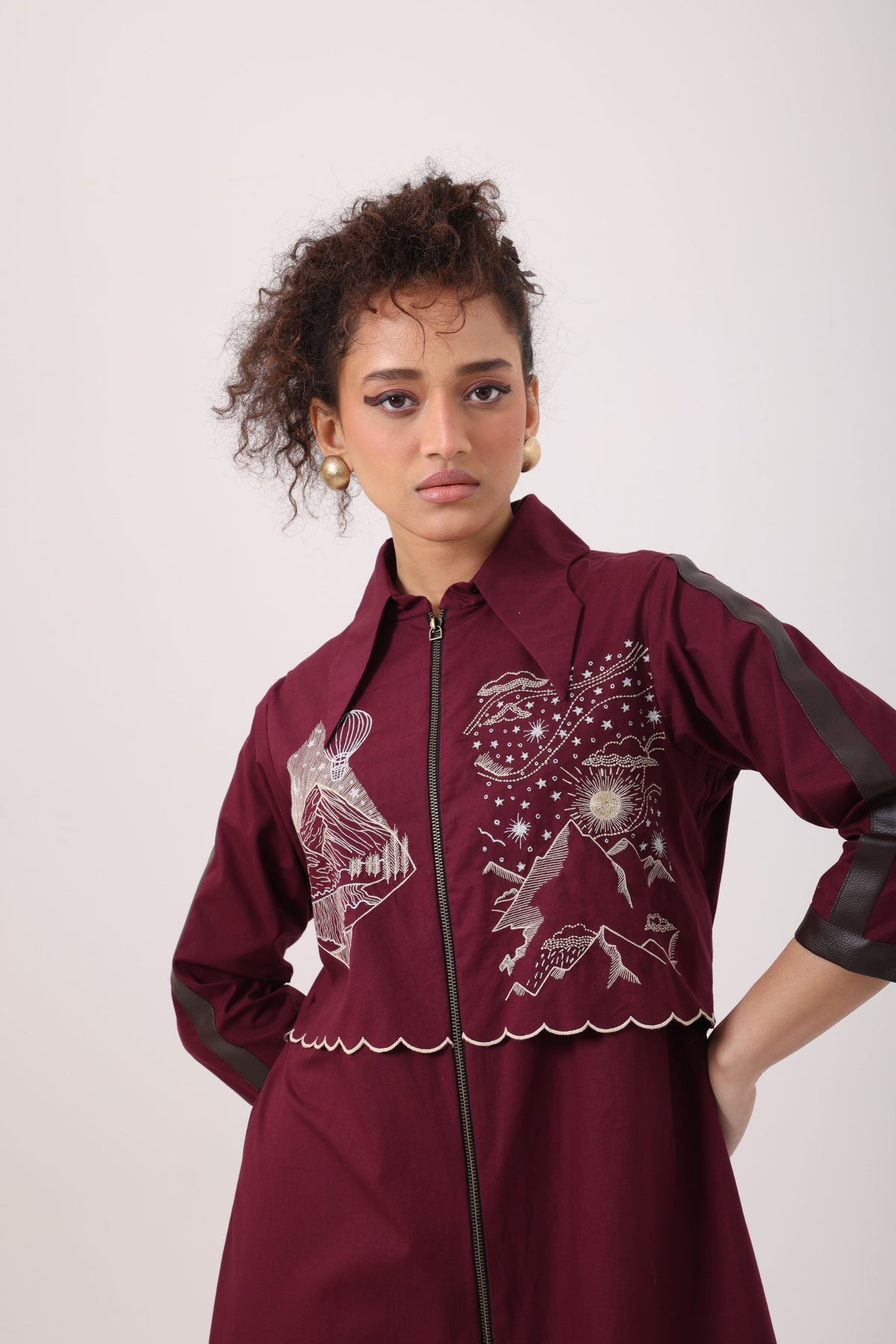 Mountain Scallop Dress in Wine - View 3