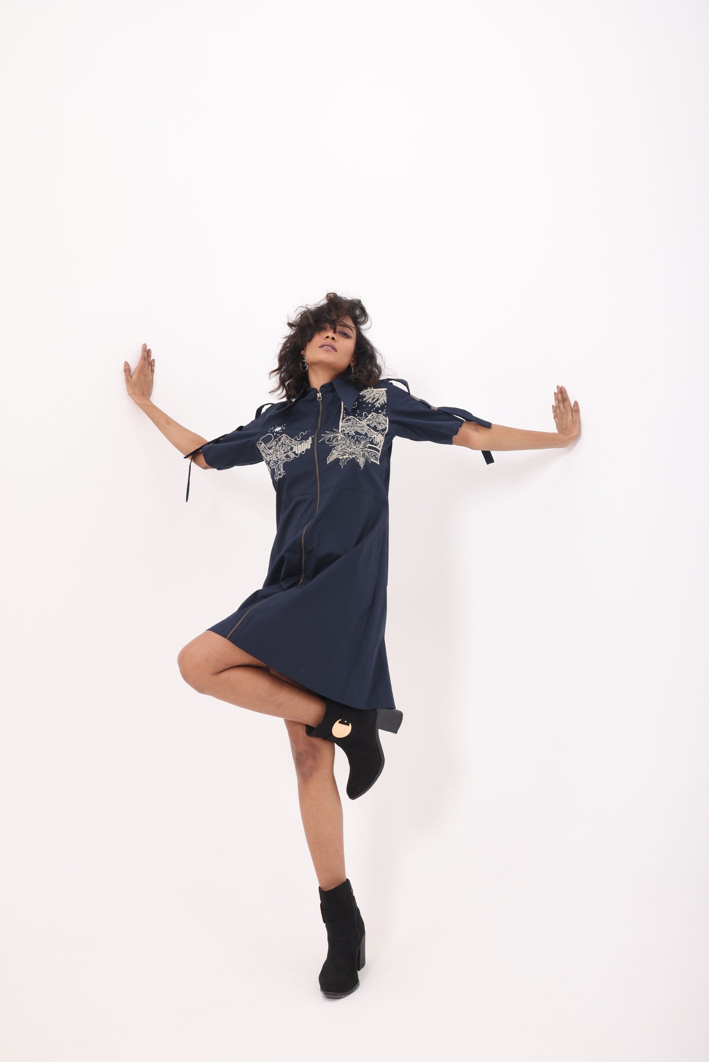 Mountain Straight Dress in Navy